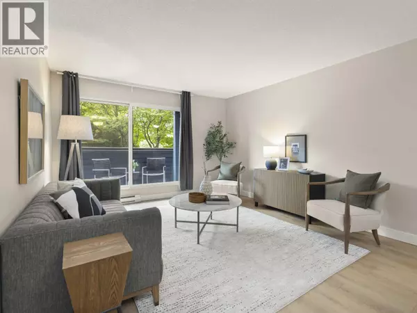 Vancouver, BC V6J4V4,1990 West 6TH AVE #216