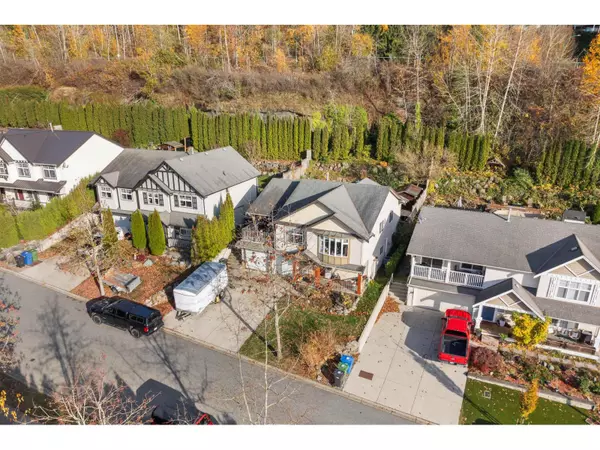 Abbotsford, BC V3G3A9,3304 GOLDSTREAM DRIVE