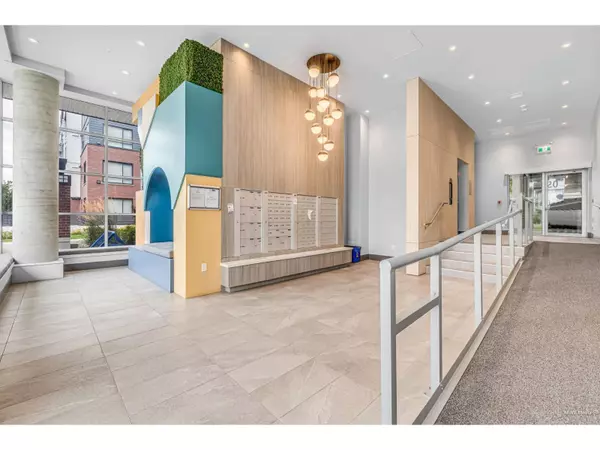 Langley, BC V2Y3X1,7920 206 ST #606