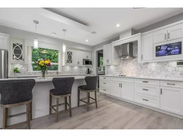 Langley, BC V2Z2T3,22963 FRASER HWY #2