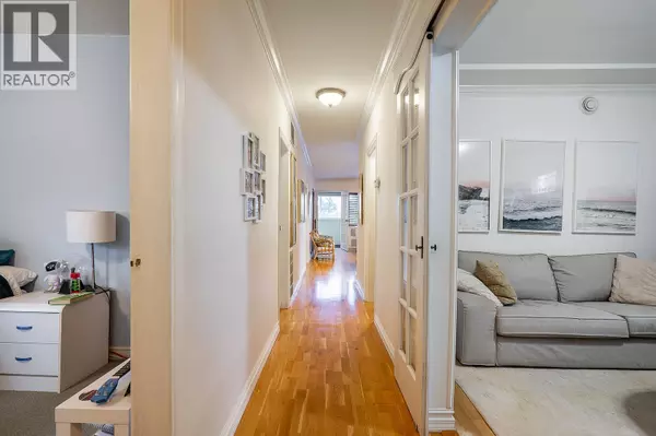 New Westminster, BC V3L3S2,430 GARRETT STREET