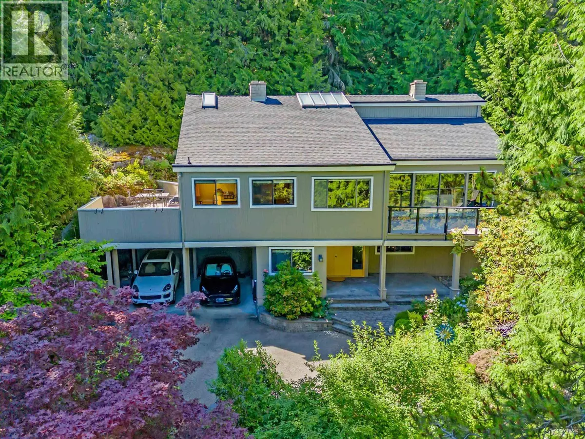 West Vancouver, BC V7W1E9,4623 CAULFEILD DRIVE