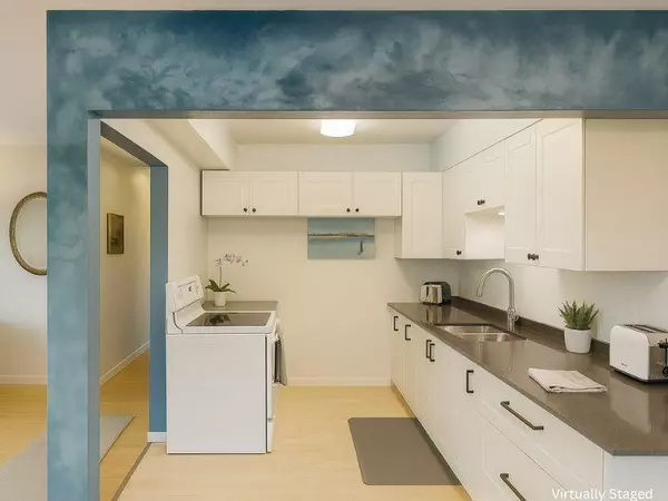 White Rock, BC V4B4R7,1040 PARKER #1