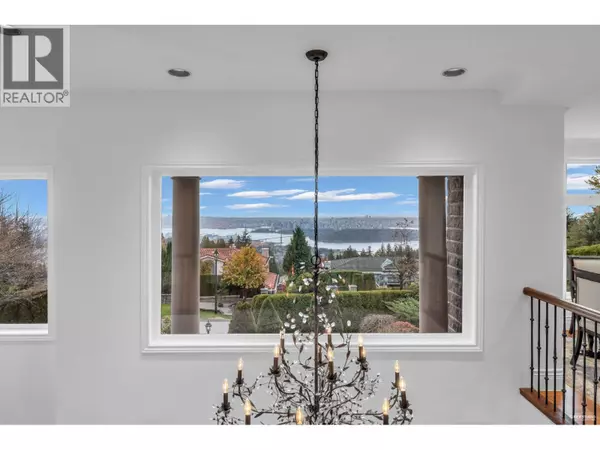 West Vancouver, BC V7S3H1,1525 ERRIGAL PLACE