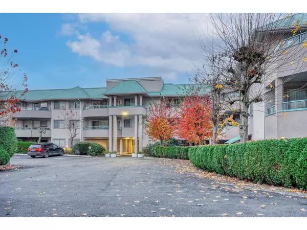 33175 OLD YALE #316, Abbotsford, BC V2S2J4