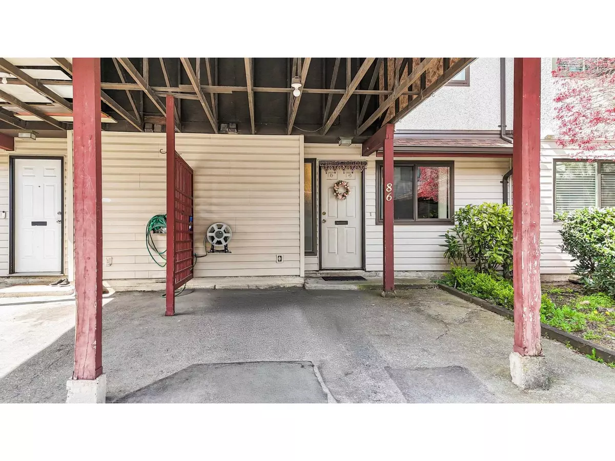 Surrey, BC V3W7E6,13880 74 AVE #86