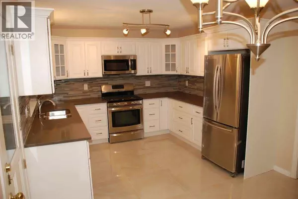 West Vancouver, BC V7T1Y4,1147 INGLEWOOD AVENUE