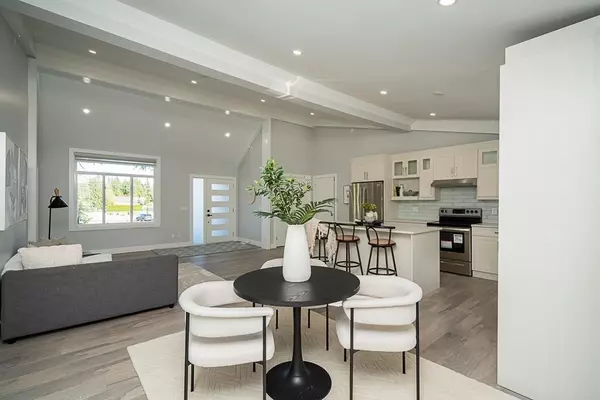 Surrey, BC V4A4E3,1675 136 STREET