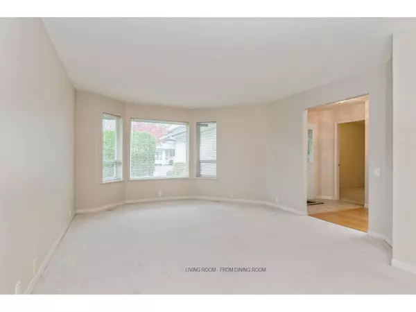 Abbotsford, BC V2T5L8,31406 UPPER MACLURE RD #106