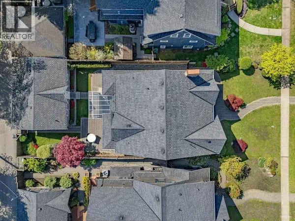 Vancouver, BC V6N2M8,3176 W 35TH AVENUE