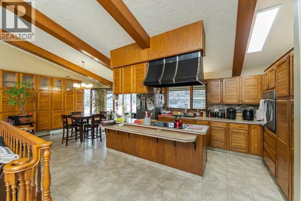 Prince George, BC V2L1A2,1460 TAYLOR DRIVE