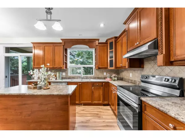 Langley, BC V2Y3H2,6822 196A STREET