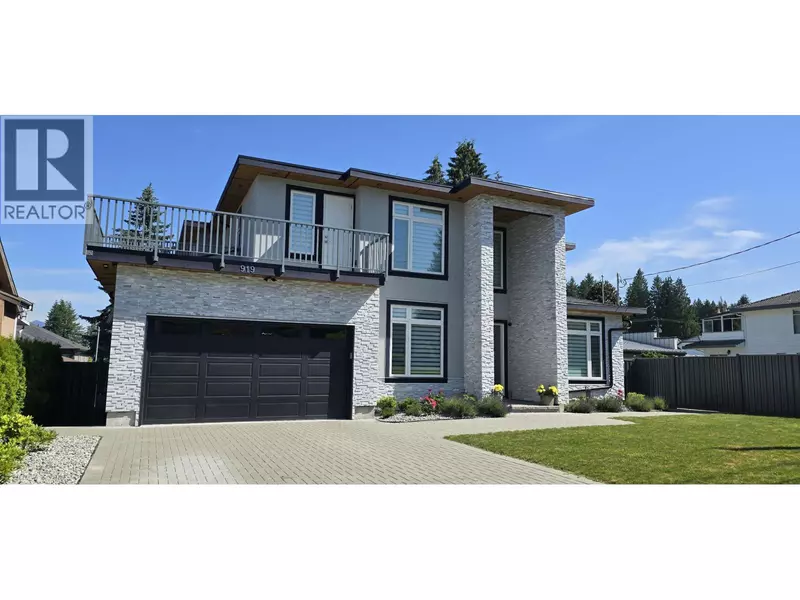 919 RUNNYMEDE AVENUE, Coquitlam, BC V3J2V3