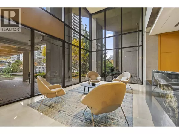 Vancouver, BC V6G3A7,738 BOUGHTON ST #1904