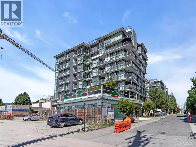 2080 West BROADWAY #768, Vancouver, BC V6J0C7