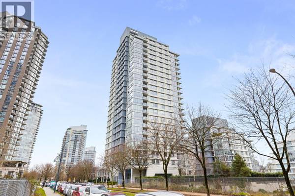 638 BEACH CRES #301, Vancouver, BC V6Z3H4