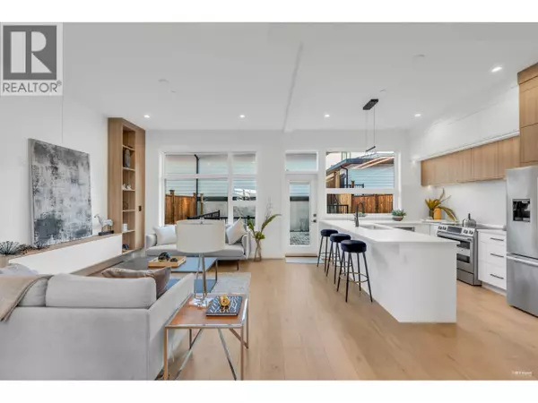 Maple Ridge, BC V4R2R5,13622 232 STREET