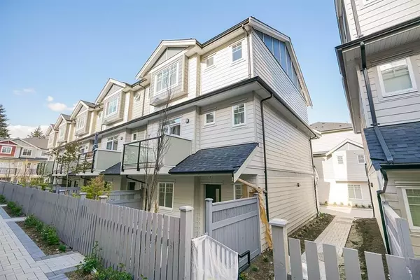 13898 64 #29, Surrey, BC V3W1L6