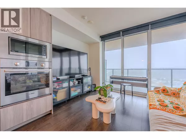 Burnaby, BC V5C0N2,4890 LOUGHEED HWY #1602