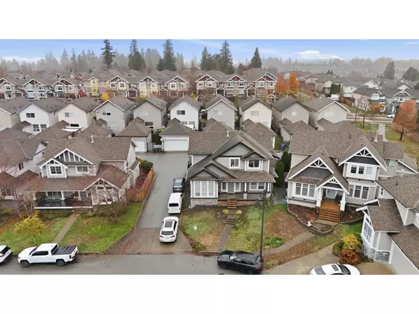 Surrey, BC V3S6M6,16459 59A AVENUE