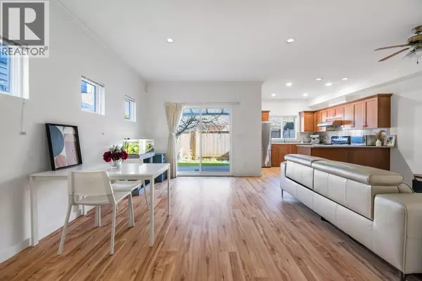 Richmond, BC V6Y1A5,8271 FRANCIS RD #2