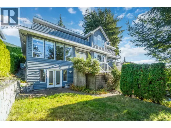 North Vancouver, BC V7N3E1,456 MONTROYAL BOULEVARD