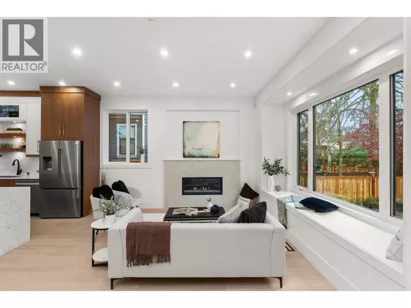 Vancouver, BC V5N2E2,1822 East 14TH AVE #1