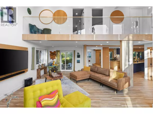 Port Moody, BC V3H3M9,159 ROE DRIVE