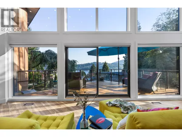 Port Moody, BC V3H3M9,159 ROE DRIVE