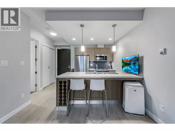 Vancouver, BC V5T0E3,1788 ONTARIO ST #904