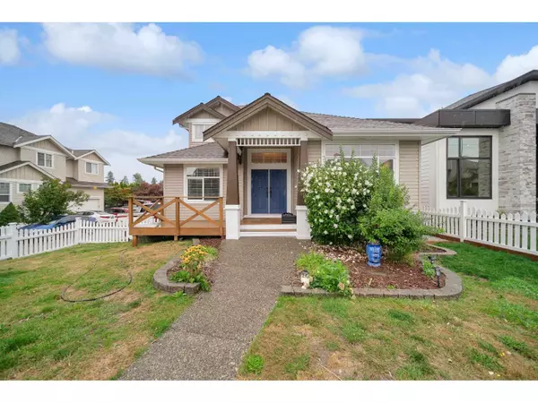 18419 68 AVENUE, Surrey, BC V3S9H8