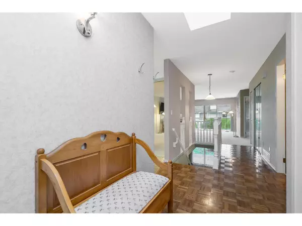 Abbotsford, BC V2S7N1,33922 KING RD #26