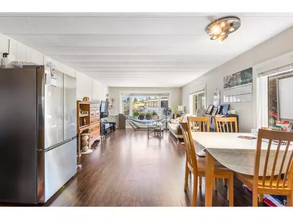 Langley, BC V4W3V3,26892 FRASER HWY #21B