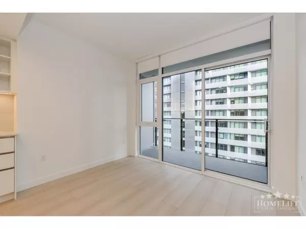 Surrey, BC V3T0X1,13573 98A AVE #711