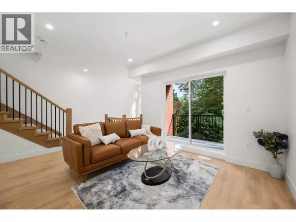 Port Coquitlam, BC V3C1X9,2258 KELLY AVE #4