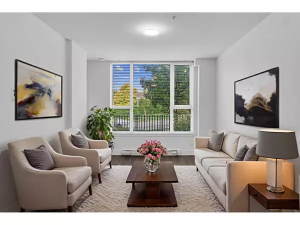 9983 East BARNSTON East #103, Surrey, BC V4N6T3