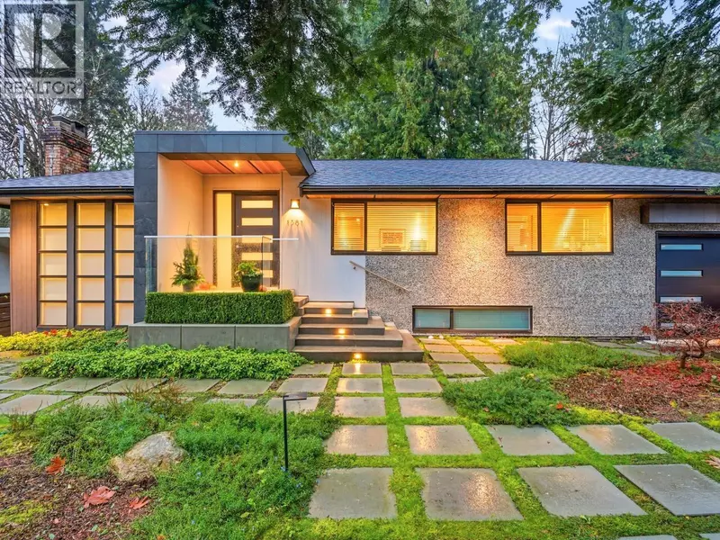 1381 CHINE CRESCENT, Coquitlam, BC V3J5X3