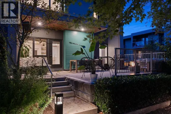 North Vancouver, BC V7G0A9,3596 SALAL DR #40