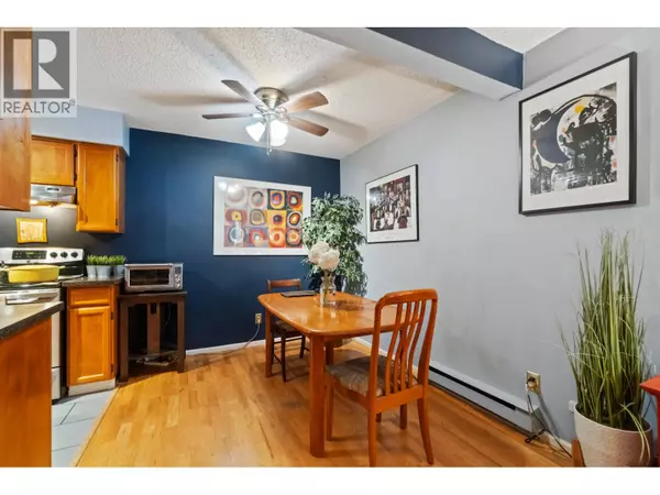 Vancouver, BC V6H3W4,1305 W 8TH AVENUE