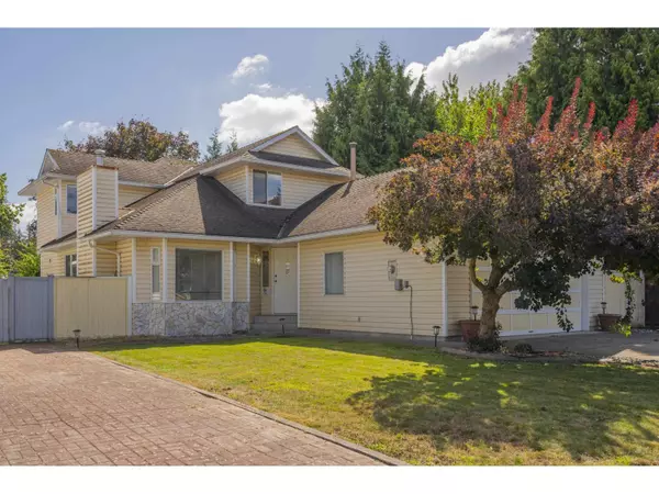 Surrey, BC V4N3B3,9322 157 STREET