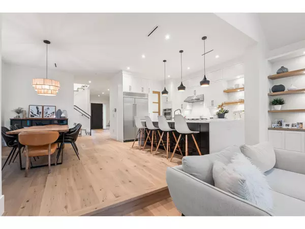 Surrey, BC V4A3R1,2660 126TH STREET