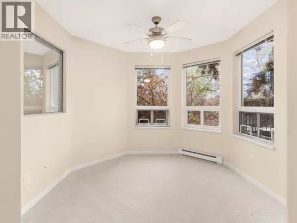 Burnaby, BC V5E4M8,7383 GRIFFITHS DR #207