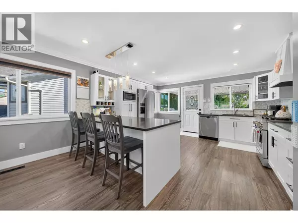 Maple Ridge, BC V2X8Y4,20140 BRUCE AVENUE