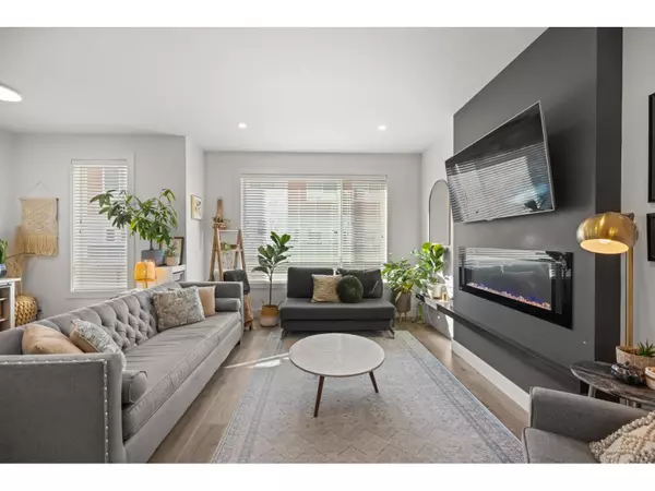 27640 LANTERN AVE #10, Abbotsford, BC V4X1M3