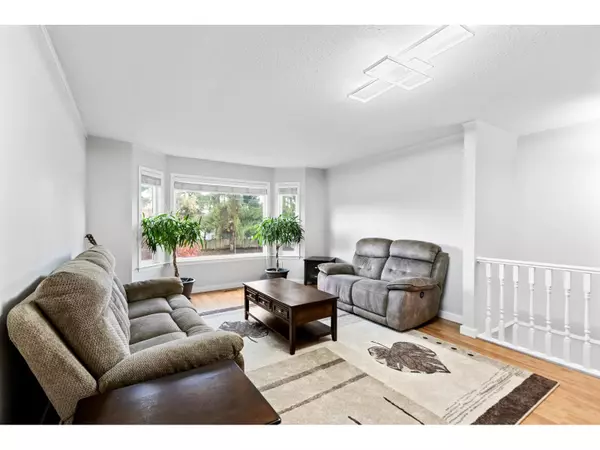 Langley, BC V3A7T5,20783 51B AVENUE