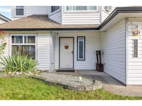 Abbotsford, BC V2T5K8,3088 W OSPREY DRIVE