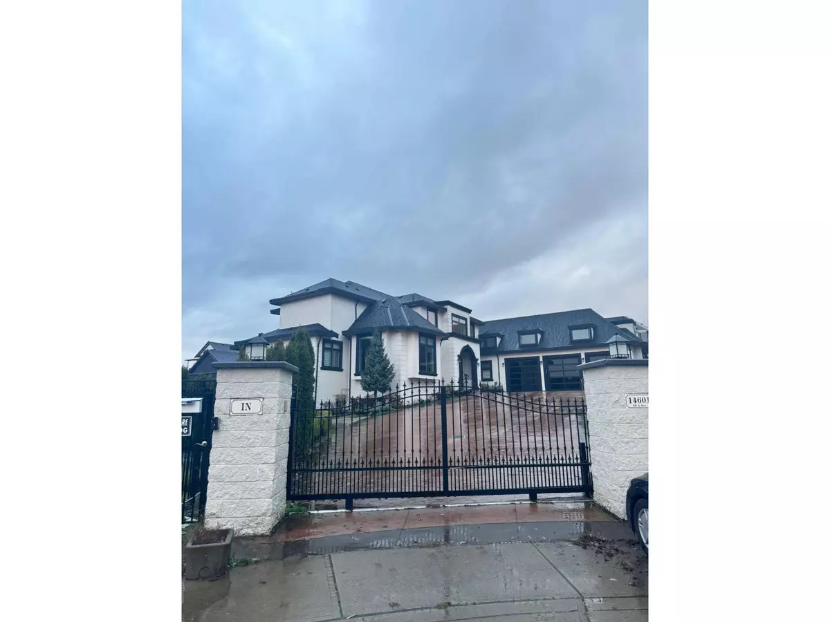 Surrey, BC V3S1B3,14601 55A AVENUE