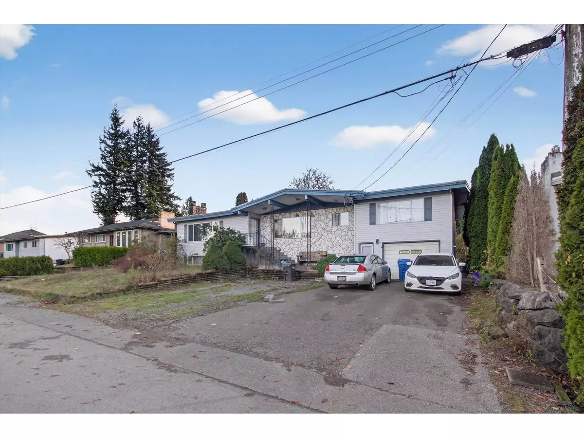 Abbotsford, BC V2T1J5,32046 DORMICK AVENUE