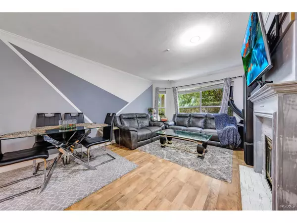 7151 121 ST #114, Surrey, BC V3W0E7