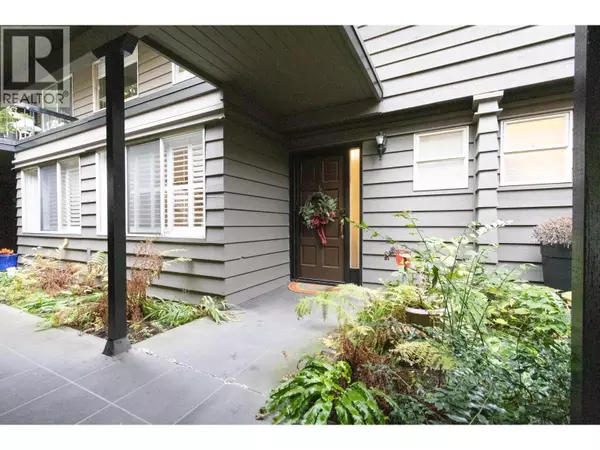 235 KEITH RD #904, West Vancouver, BC V7L1L5